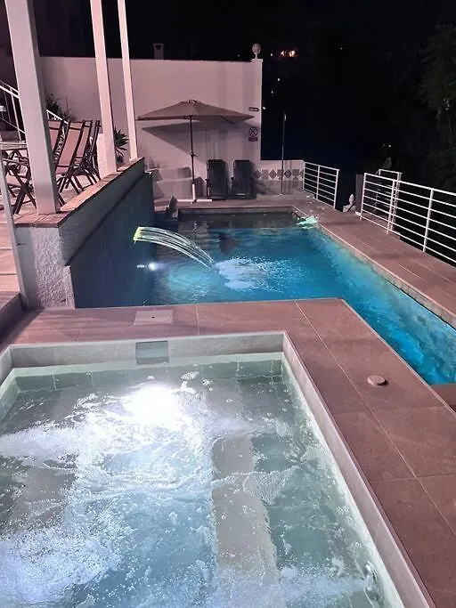 Apartment D With Heated Swimming Pool, Jacuzzi, Waterfall, Heating Is Extra 베날마데나코스타 스페인